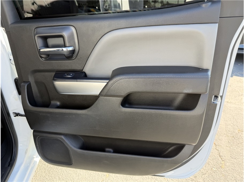2018 Chevrolet Silverado 1500 Crew Cab LT Pickup 4D 5 3/4 ft