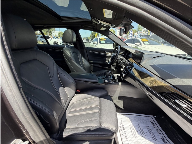 2019 BMW 5 Series 540i Sedan 4D