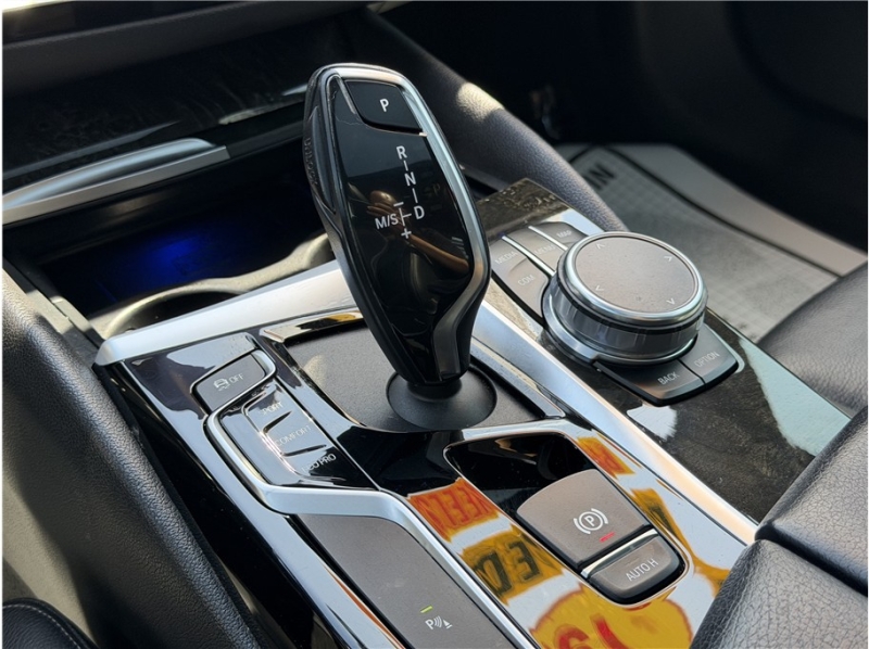2019 BMW 5 Series 540i Sedan 4D