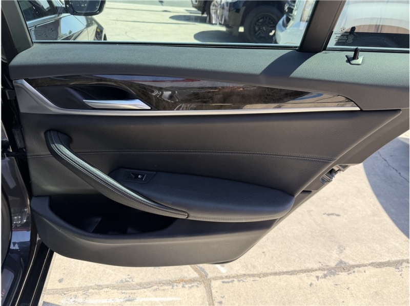 2019 BMW 5 Series 540i Sedan 4D