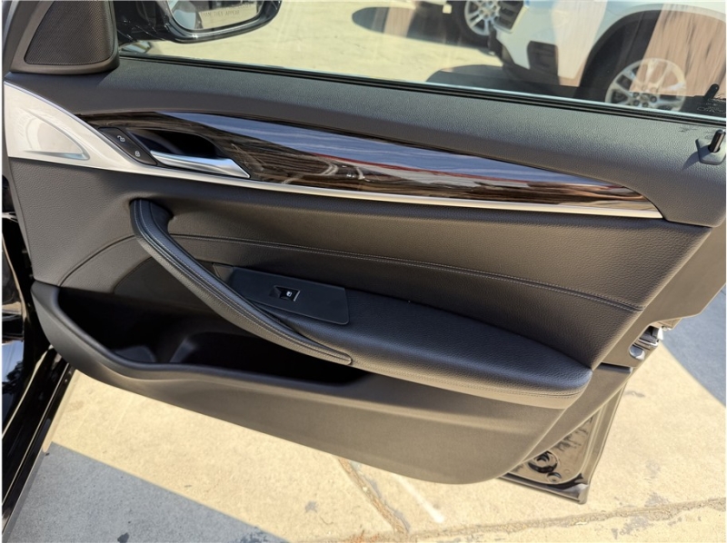 2018 BMW 5 Series 540i Sedan 4D
