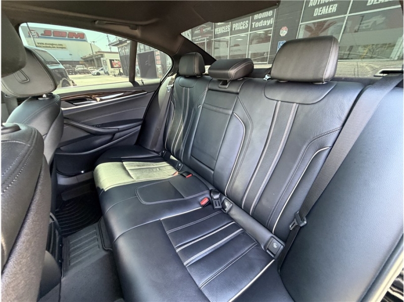 2018 BMW 5 Series 540i Sedan 4D