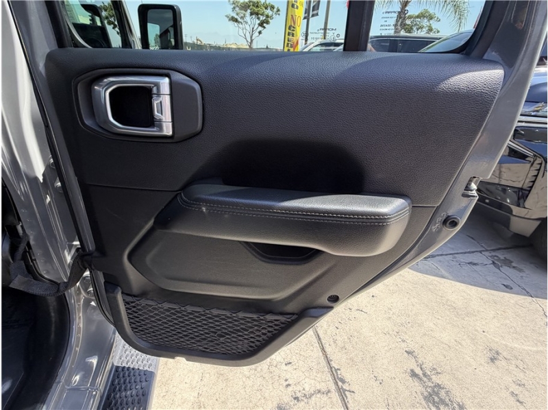 2021 Jeep Wrangler Unlimited Sahara Altitude Sport Utility 4D