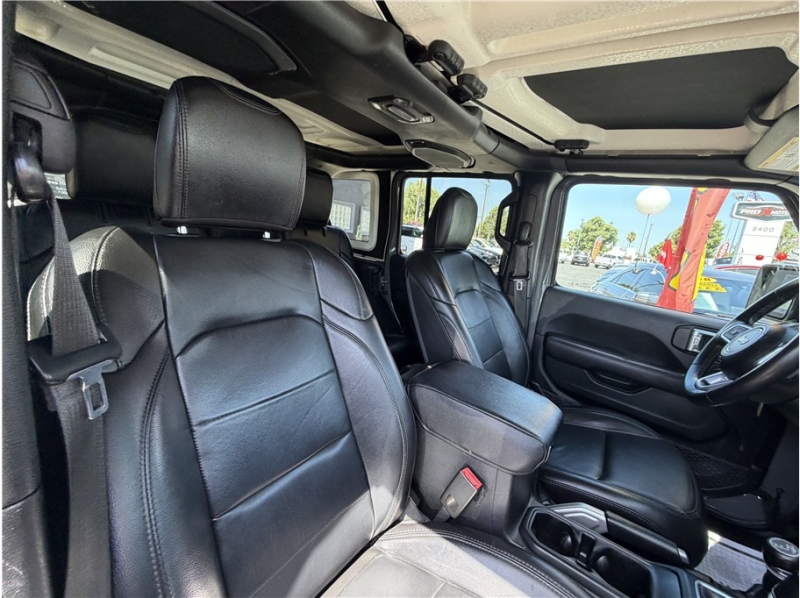 2021 Jeep Wrangler Unlimited Sahara Altitude Sport Utility 4D