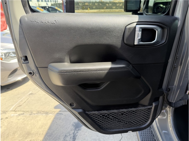 2021 Jeep Wrangler Unlimited Sahara Altitude Sport Utility 4D