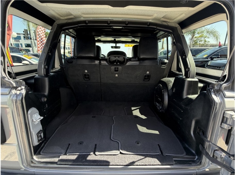 2021 Jeep Wrangler Unlimited Sahara Altitude Sport Utility 4D