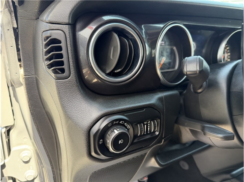 2021 Jeep Wrangler Unlimited Sahara Altitude Sport Utility 4D