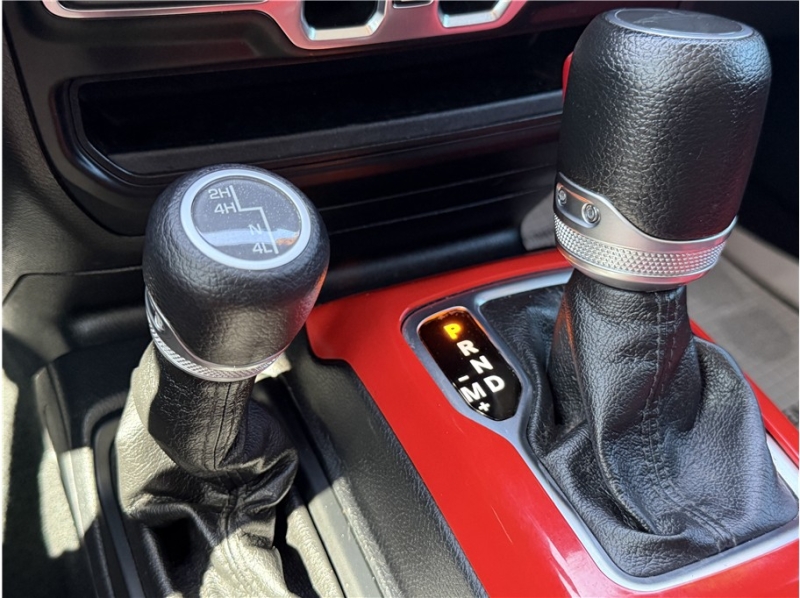 2023 Jeep Gladiator Sport S Pickup 4D 5 ft