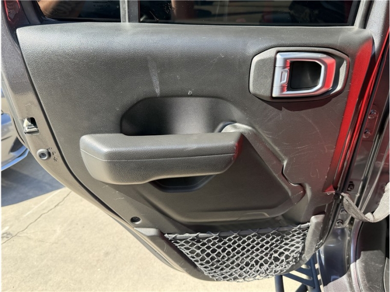 2023 Jeep Gladiator Sport S Pickup 4D 5 ft