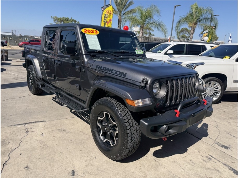 2023 Jeep Gladiator Sport S Pickup 4D 5 ft