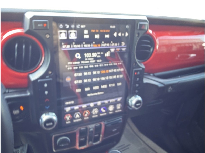 2023 Jeep Gladiator Sport S Pickup 4D 5 ft