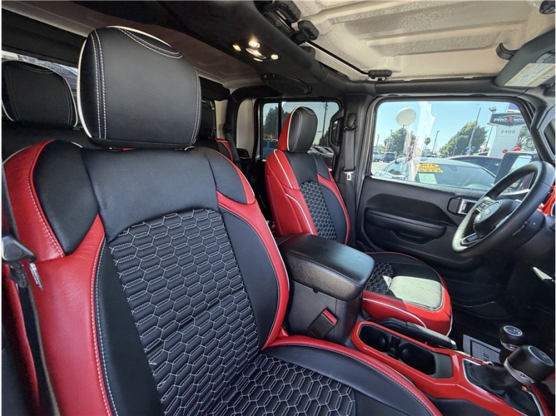 2023 Jeep Gladiator Sport S Pickup 4D 5 ft