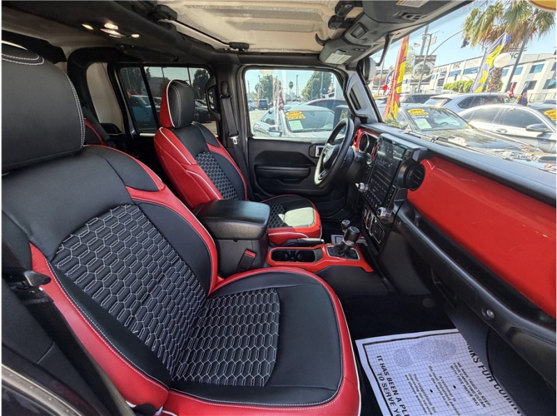 2023 Jeep Gladiator Sport S Pickup 4D 5 ft