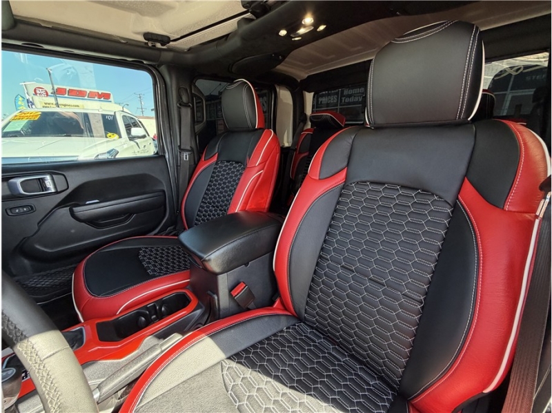 2023 Jeep Gladiator Sport S Pickup 4D 5 ft