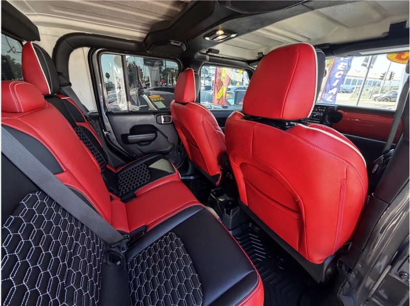 2023 Jeep Gladiator Sport S Pickup 4D 5 ft