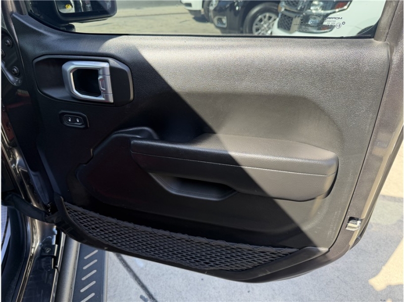 2023 Jeep Gladiator Sport S Pickup 4D 5 ft