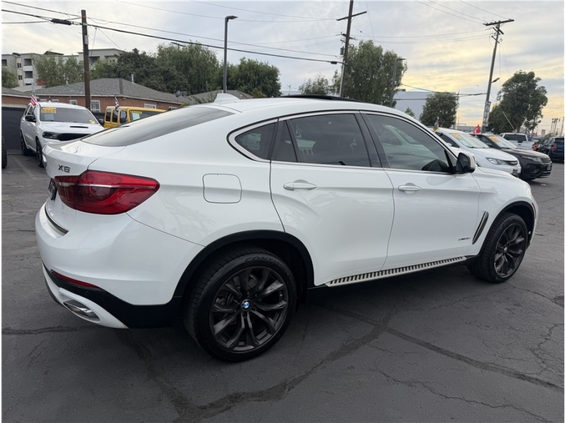 2019 BMW X6 sDrive35i Sport Utility 4D