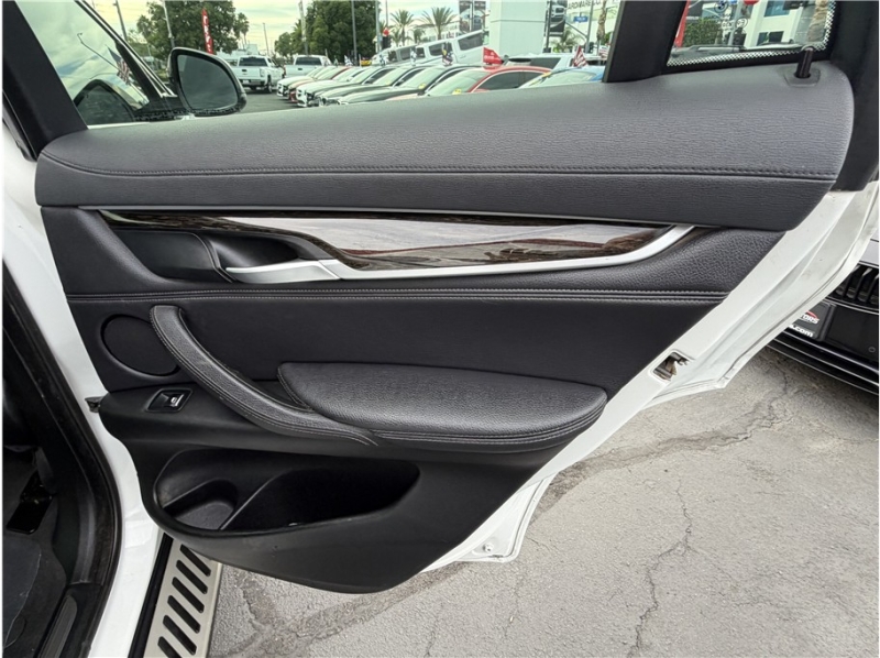 2019 BMW X6 sDrive35i Sport Utility 4D