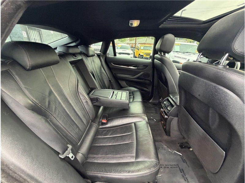 2019 BMW X6 sDrive35i Sport Utility 4D