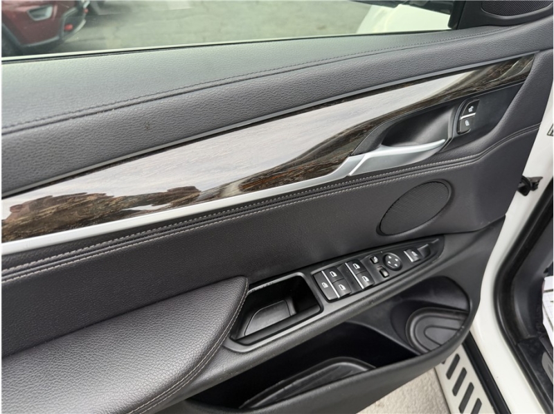 2019 BMW X6 sDrive35i Sport Utility 4D