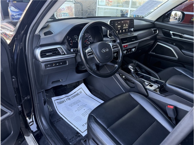2020 Kia Telluride LX Sport Utility 4D