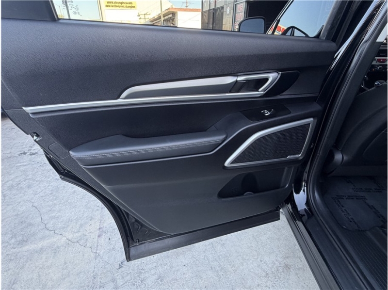 2020 Kia Telluride LX Sport Utility 4D