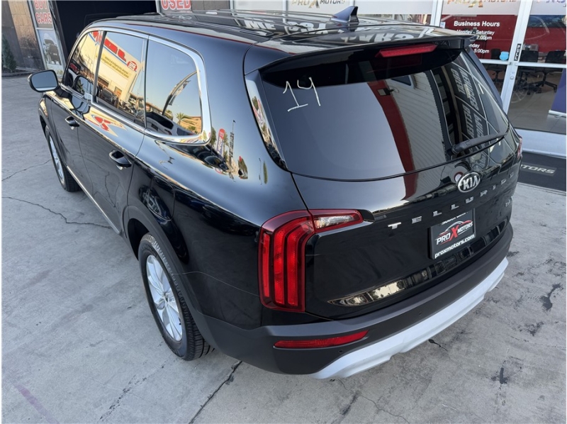 2020 Kia Telluride LX Sport Utility 4D