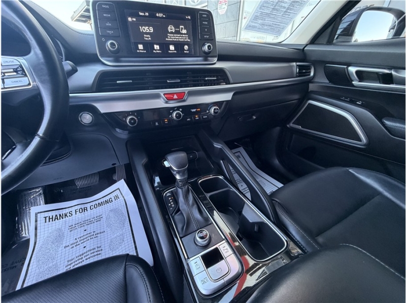 2020 Kia Telluride LX Sport Utility 4D