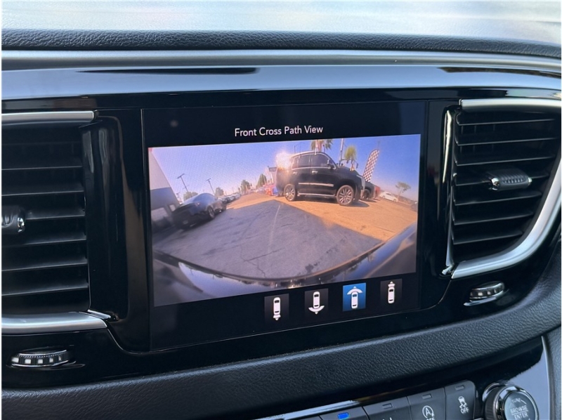 2019 Chrysler Pacifica Touring L Plus Minivan 4D