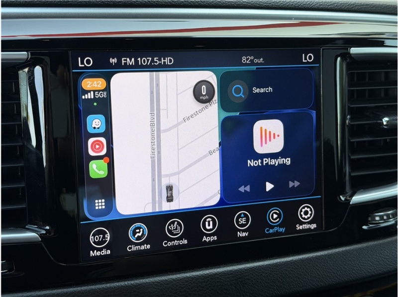 2019 Chrysler Pacifica Touring L Plus Minivan 4D