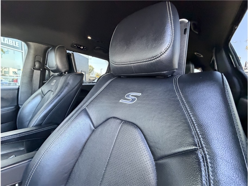 2019 Chrysler Pacifica Touring L Plus Minivan 4D