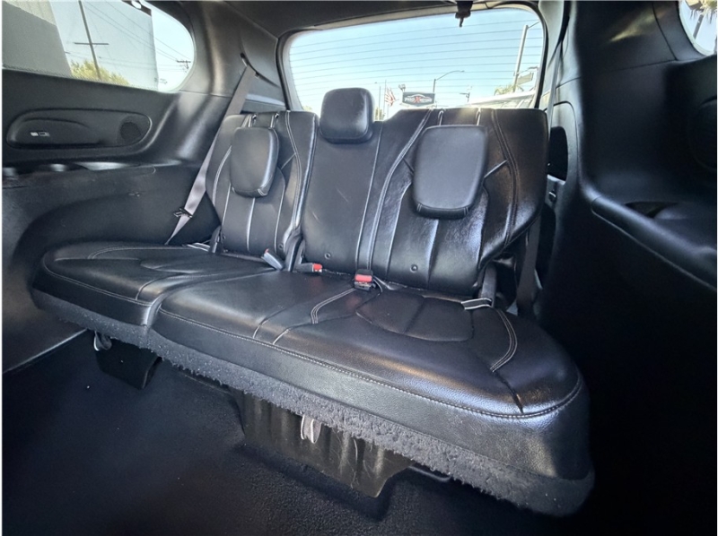 2019 Chrysler Pacifica Touring L Plus Minivan 4D