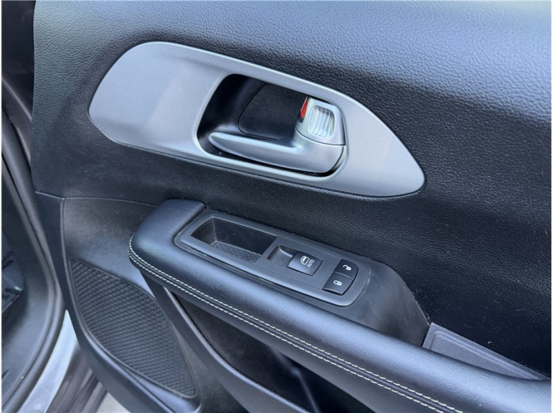 2019 Chrysler Pacifica Touring L Plus Minivan 4D