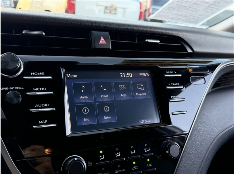 2019 Toyota Camry LE Sedan 4D