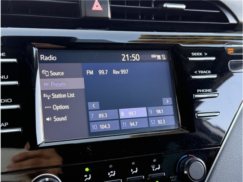 2019 Toyota Camry LE Sedan 4D