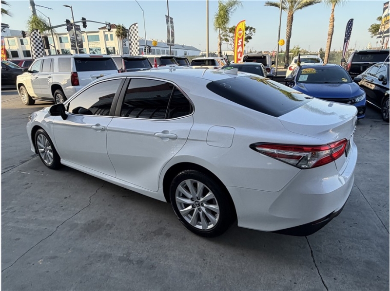 2019 Toyota Camry LE Sedan 4D