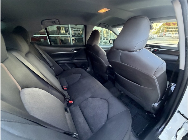 2019 Toyota Camry LE Sedan 4D
