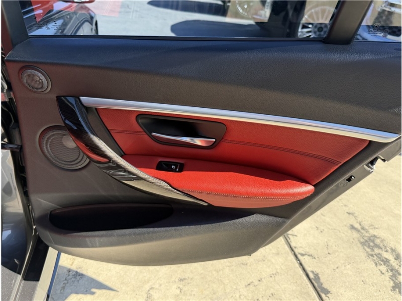 2017 BMW 3 Series 340i Sedan 4D