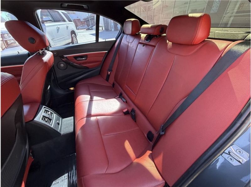 2017 BMW 3 Series 340i Sedan 4D