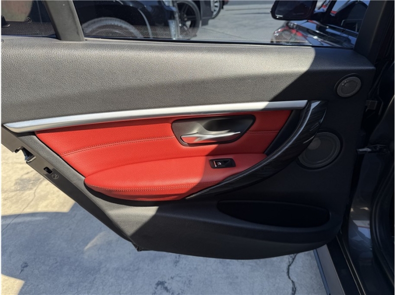2017 BMW 3 Series 340i Sedan 4D