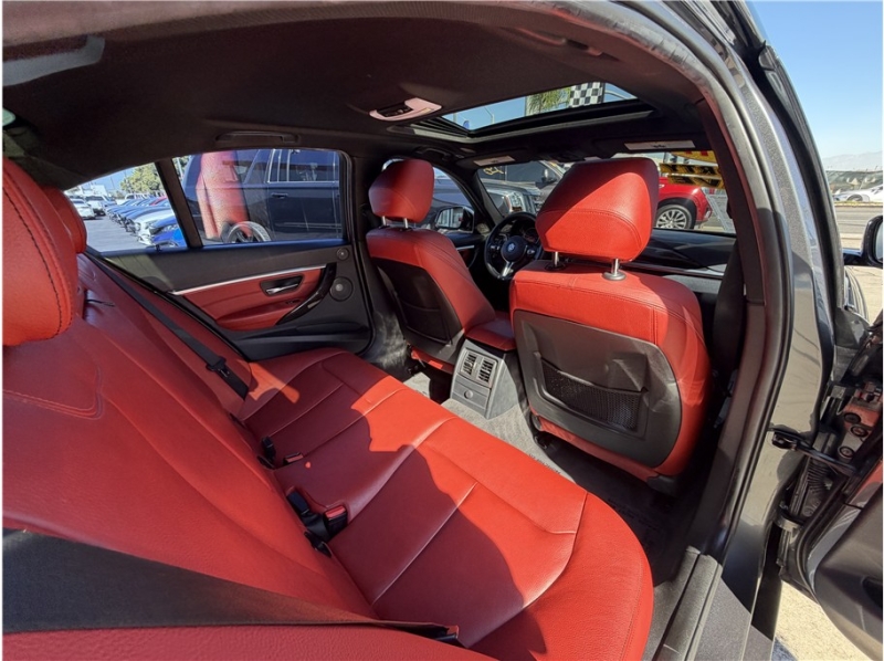2017 BMW 3 Series 340i Sedan 4D