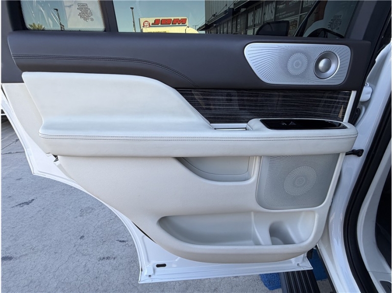 2022 Lincoln Navigator Black Label Sport Utility 4D