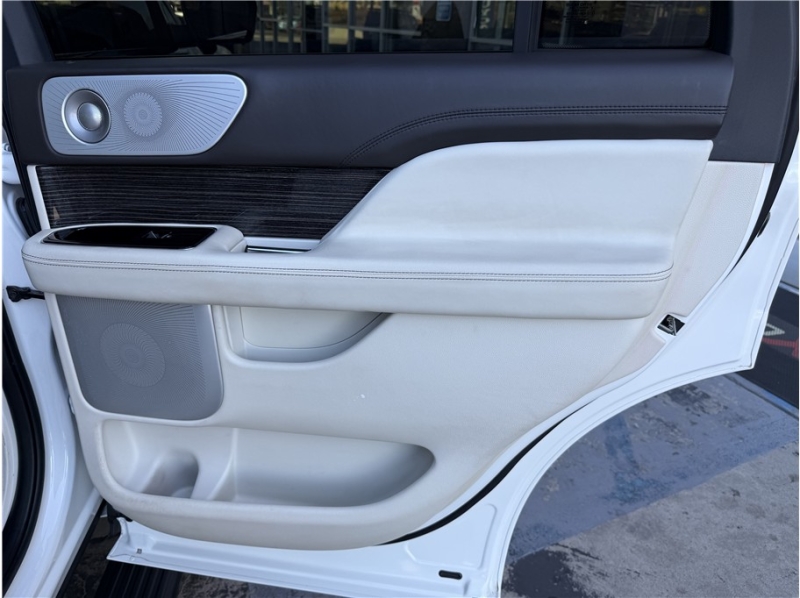 2022 Lincoln Navigator Black Label Sport Utility 4D