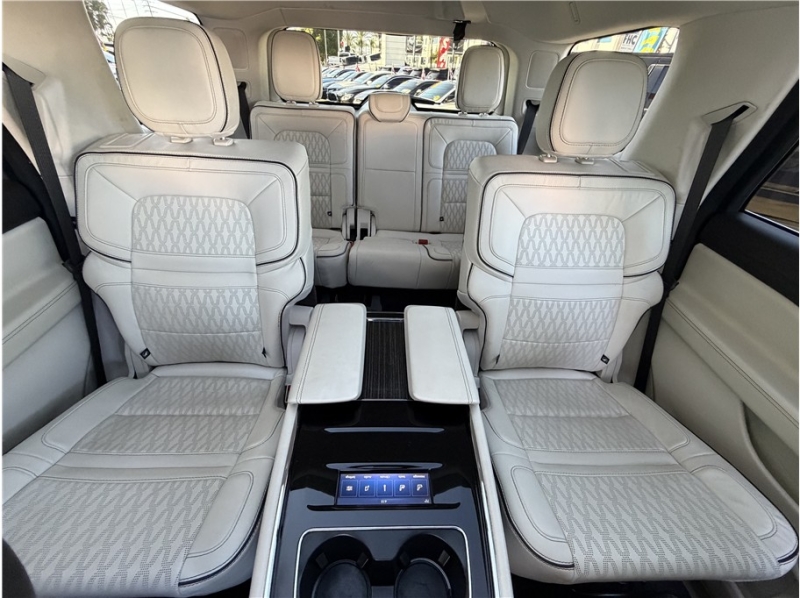 2022 Lincoln Navigator Black Label Sport Utility 4D