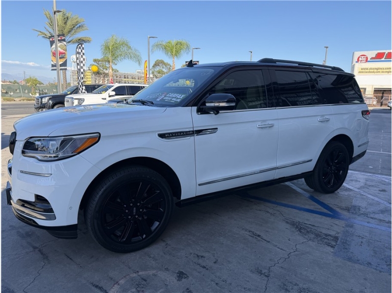 2022 Lincoln Navigator Black Label Sport Utility 4D