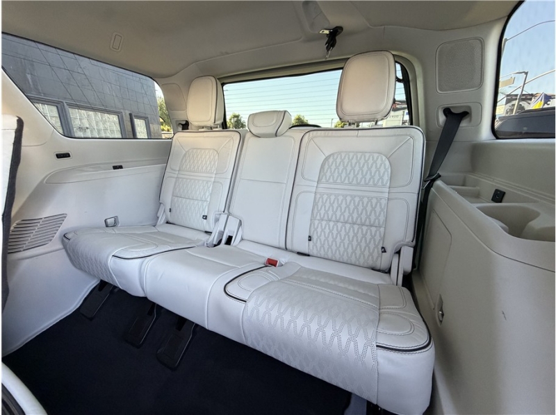 2022 Lincoln Navigator Black Label Sport Utility 4D