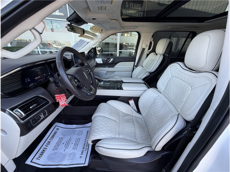 2022 Lincoln Navigator Black Label Sport Utility 4D