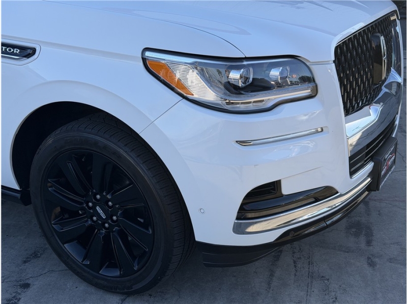 2022 Lincoln Navigator Black Label Sport Utility 4D