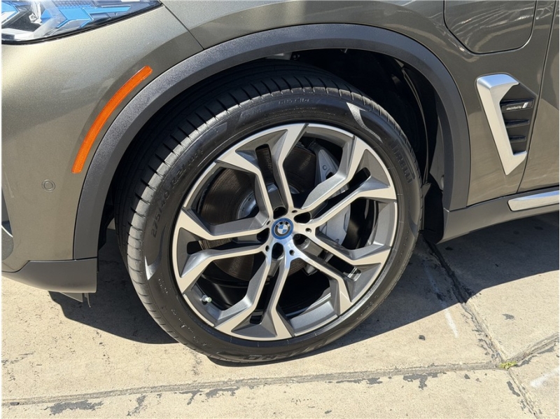 2024 BMW X5 xDrive50e Sport Utility 4D