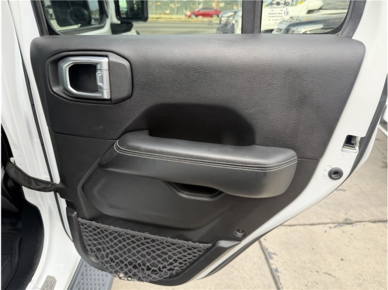 2019 Jeep Wrangler Unlimited Sahara Sport Utility 4D